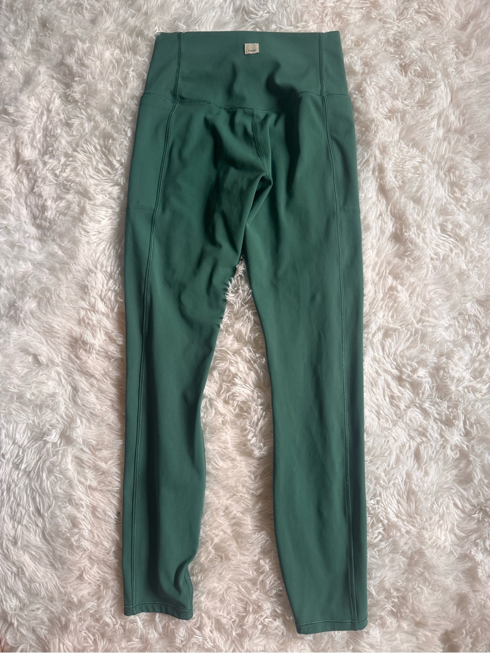 Vuori Dark Green High-Rise Performance Leggings